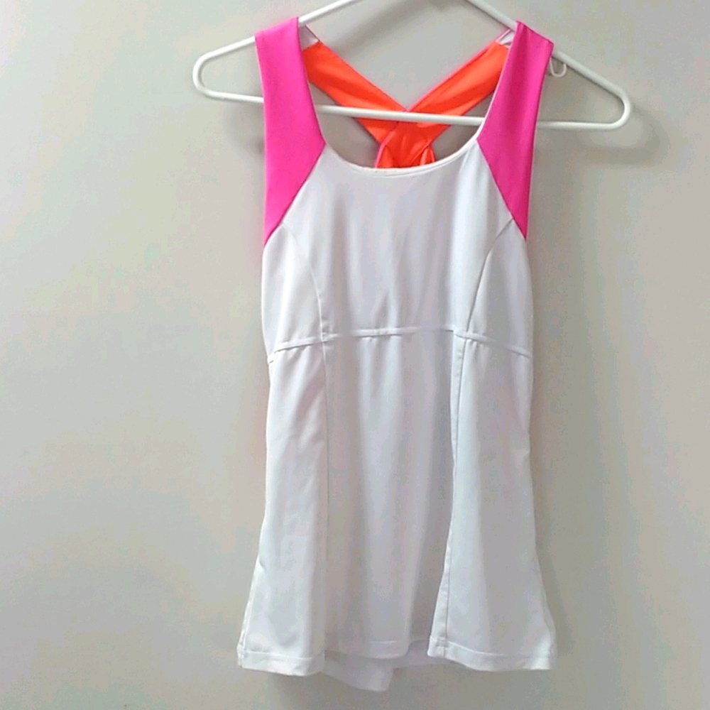 White tank
